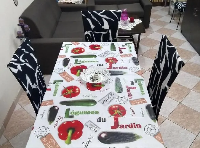 -= =- 아파트 Xylophaghou